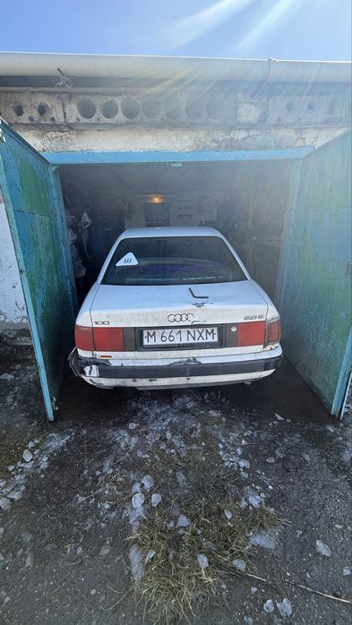 Автомобиль 100 с4