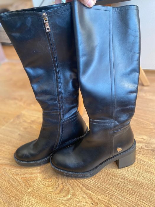 Оригинални Дамски Ботуши  от естесвена кожа LOVE MOSCHINO номер 38