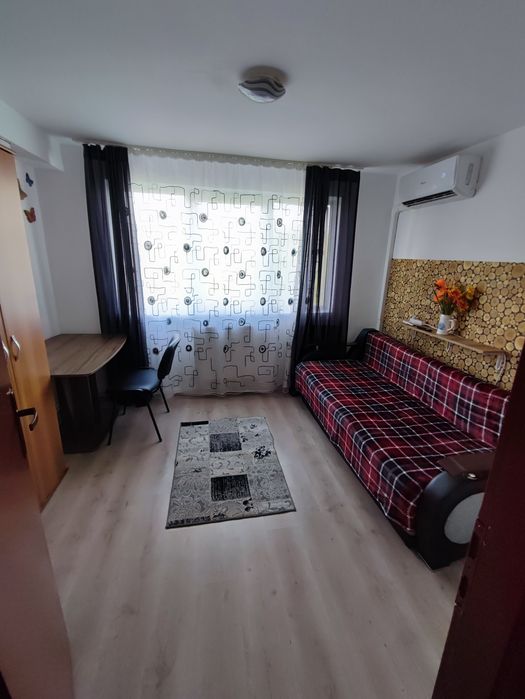 Garsonieră de închiriat – Zona UMT (Babadag) – 190 € / lună