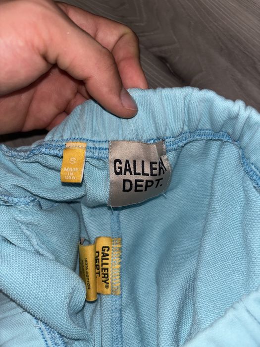 Pantaloni gallery dept.