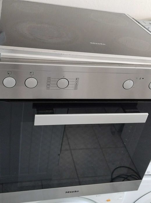 Фурна с плот Miele