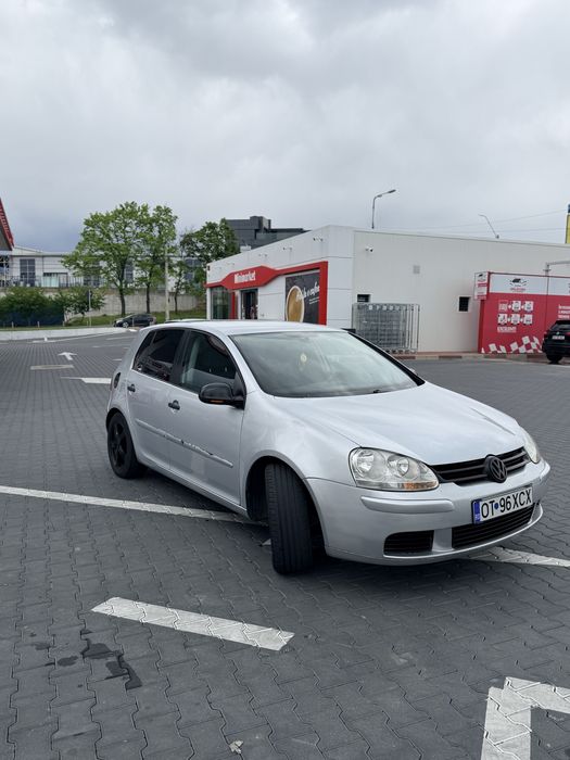 Volkswagen Golf 5 1.4 Benzină + GPL