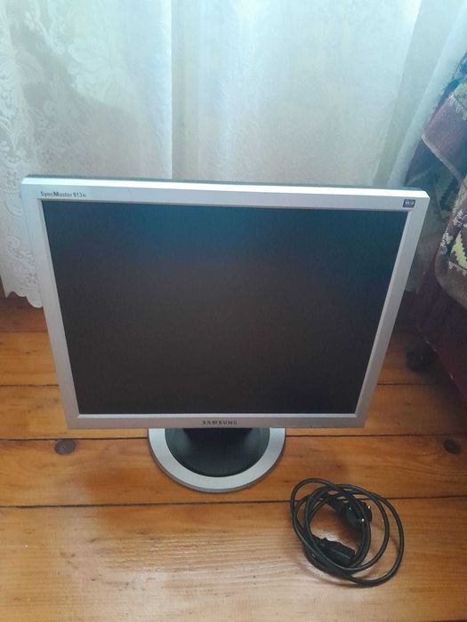 Monitor LCD Samsung SyncMaster 913N - 19" - Functionare perfecta