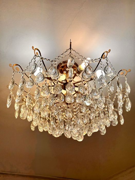 Люстра потолочная