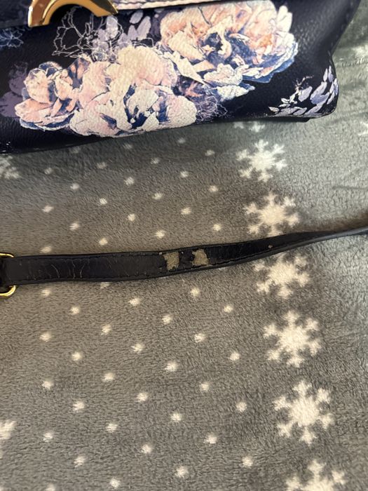 Geanta Parfois cu flori