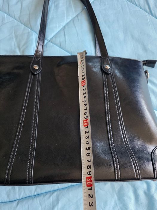 дамска бизнес кожена чанта с отделение за лаптоп S-Zone