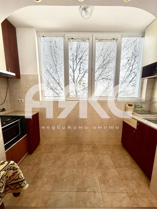 Дава се под наем Двустаен апартамент в София, Люлин 4 - 50 кв.м за 428.91 € - Снимка #1