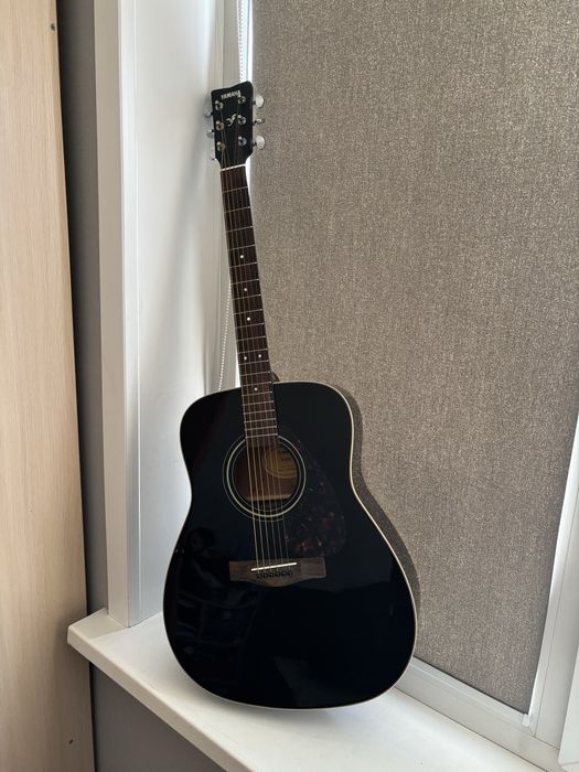 Гитара Yamaha f370