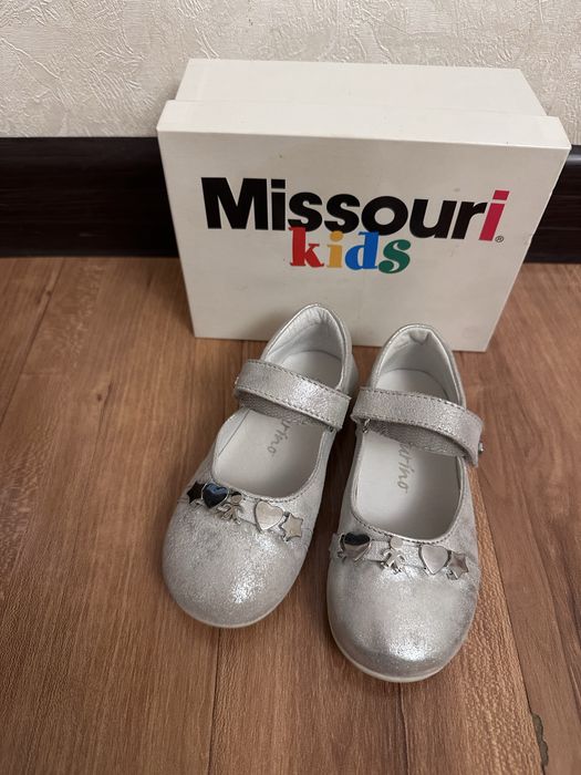 Туфли босоножки для девочки