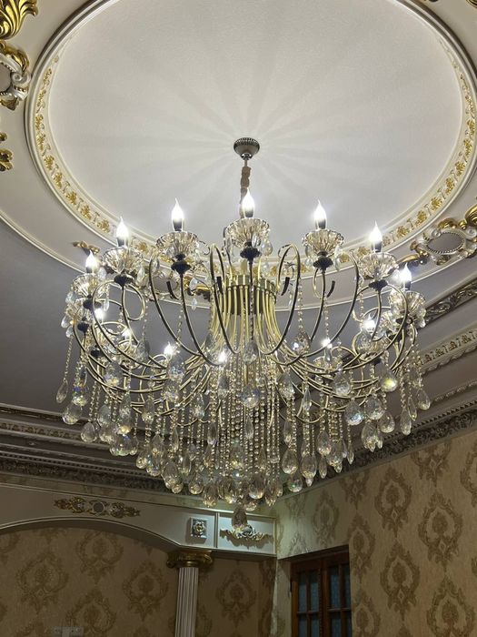 Люстра хрустальная большая
