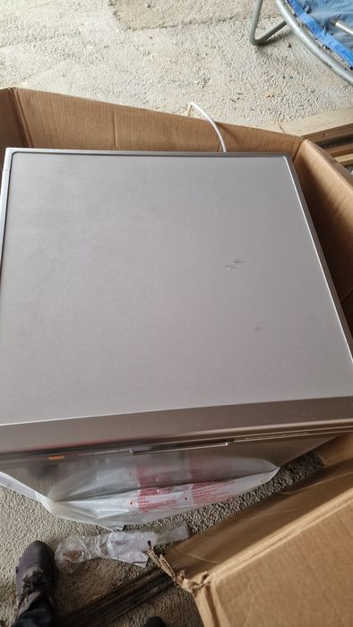 Свободно стояща съдомиална машина