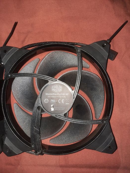 Ventilatoare Coolermaster Masterfan Pro 140mm - Set 4 bucati
