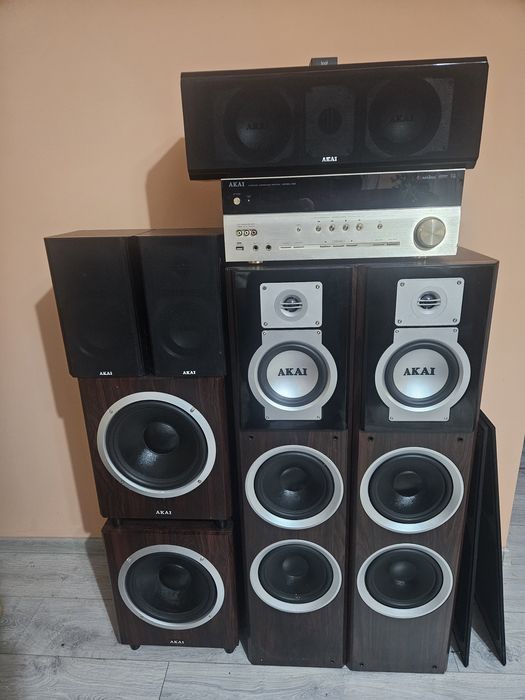 Sistem audio Akai SS006A-305 + AS030A-780B de vânzare