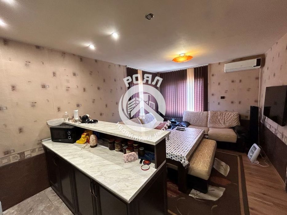 Продава се Къща в с. Йоаким Груево, Област Пловдив - 400 кв.м за 450 €/кв.м - Снимка #2