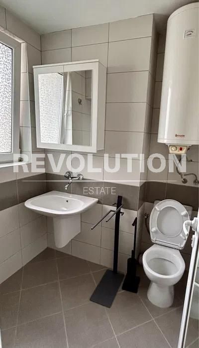 Дава се под наем Двустаен апартамент в Варна, Зимно кино Тракия - 55 кв.м за 450 € - Снимка #6