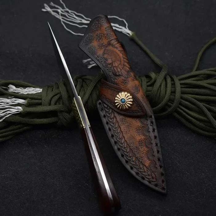 Cutit tactic, lama Damasc Full Tang, teaca piele naturala cu imprimeu