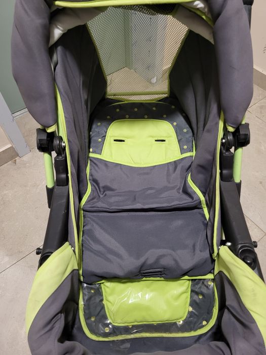 Детская коляска большая