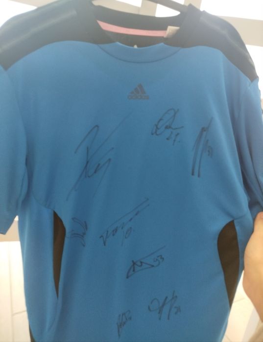 Tricou  semnat se jucătorii FCSB 2026