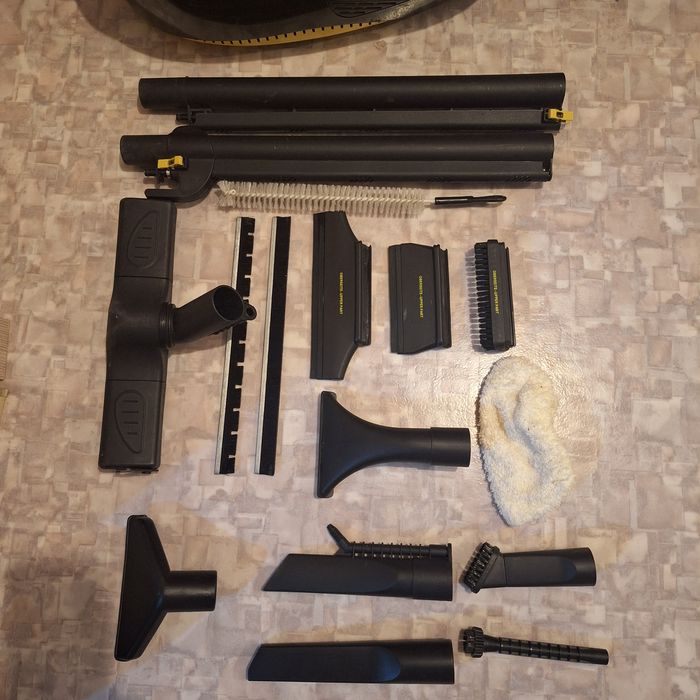Пылесос и насадки Karcher серии SV