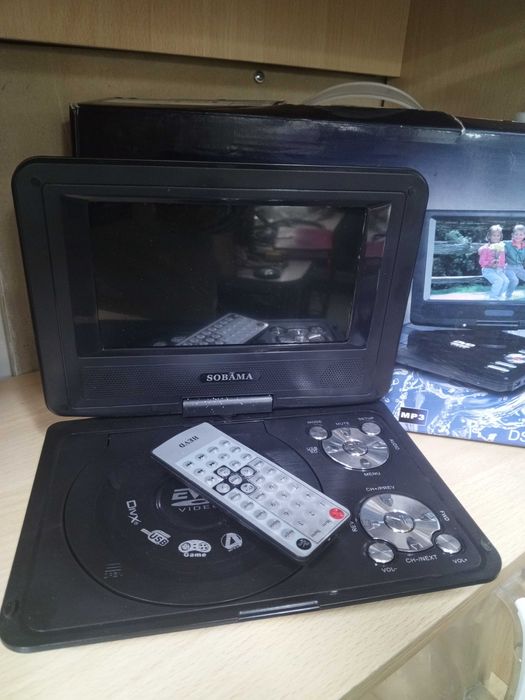 Продам портативное ДВД