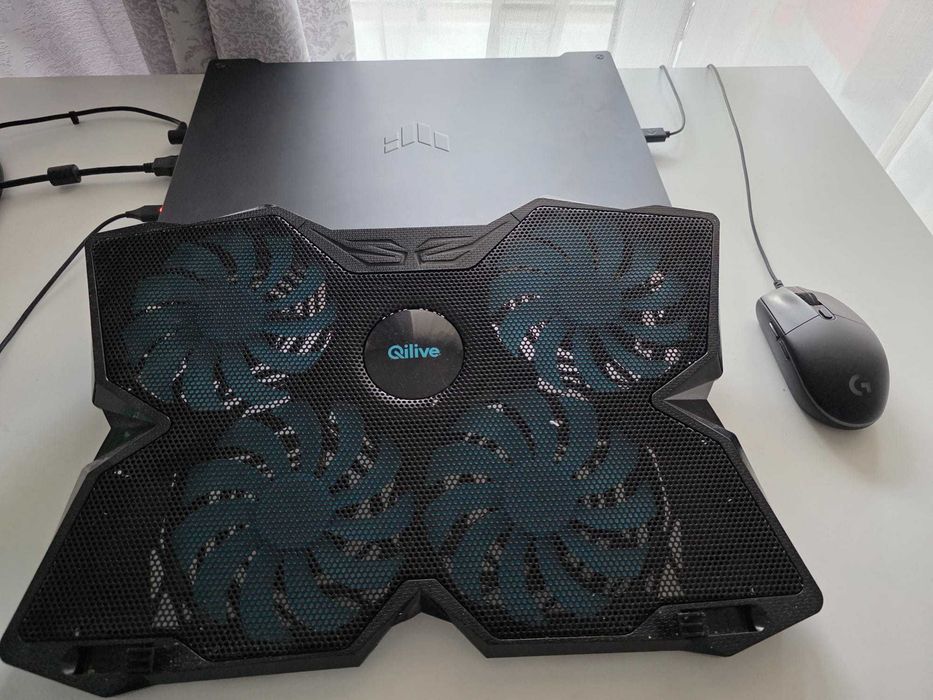 Laptop ASUS TUF F17 2.5 TB stocare, 32 GB RAM