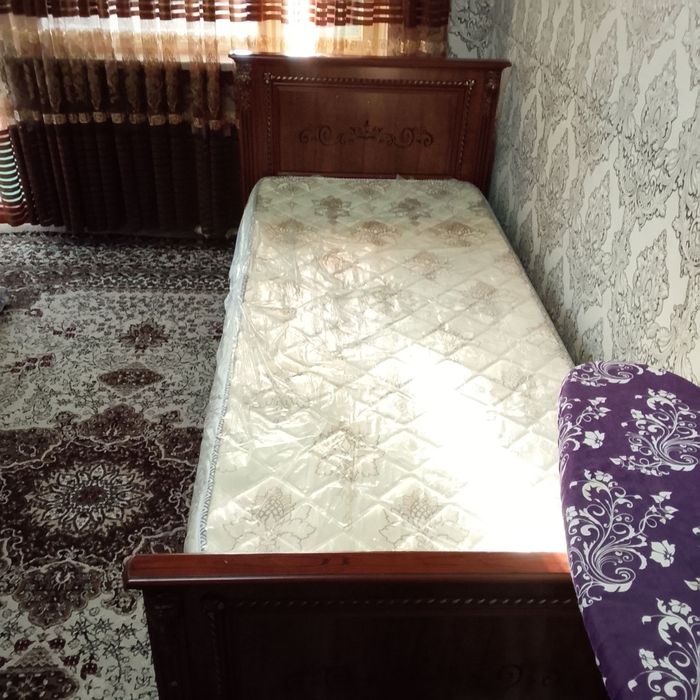 Диван  1 кишилик