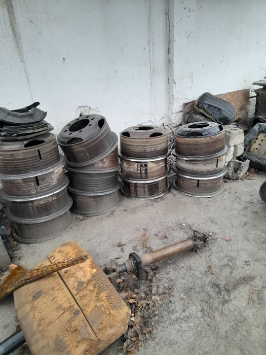 Зил запчастлар сотилади