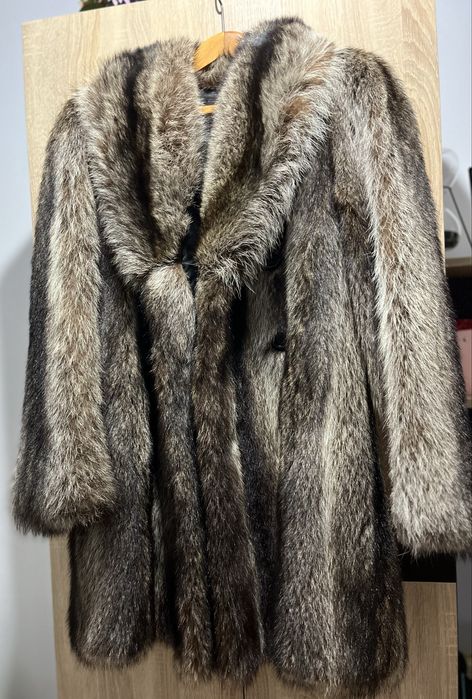 Haină din blană naturală de vulpe argintie