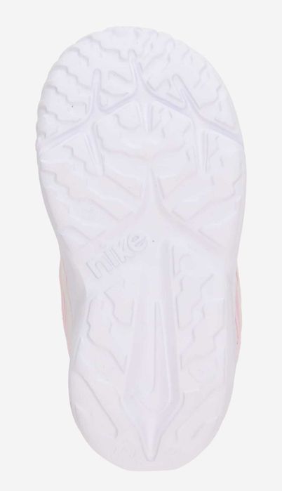 Нови детски розови маратонки Nike