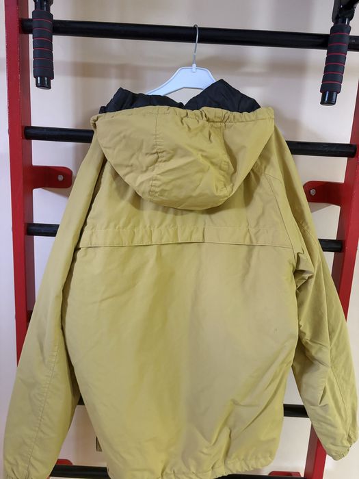 Продам куртку на мальчика