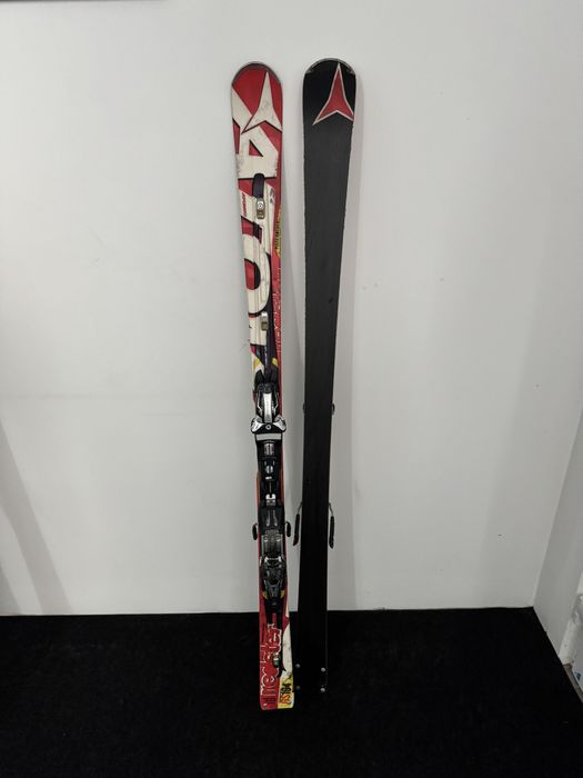 Schiuri Atomic Redster GS164