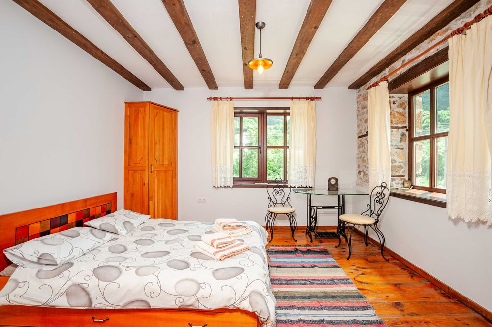 Продава се Къща в с. Арда, Област Смолян - 260 кв.м за 1116 €/кв.м - Снимка #12