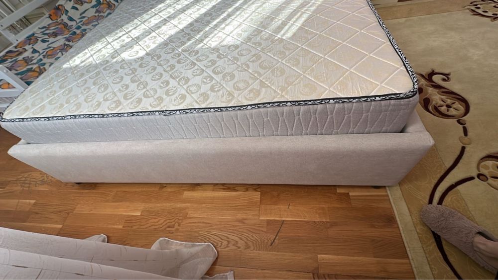 Кровать двуспальная 160