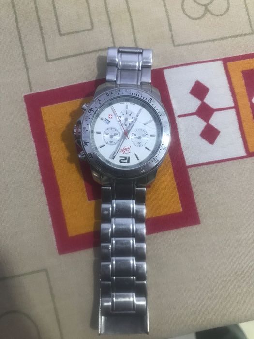 Bobo yodıgorı Talgo Soat shveyitsariya dan sovğa qılıngan arrıginal