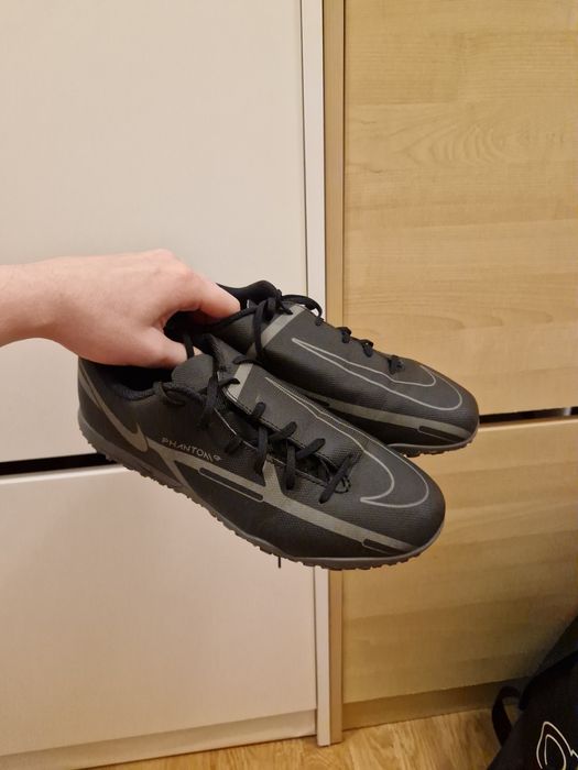 Ghete fotbal Nike Phantom, sintetic, mărimea 38