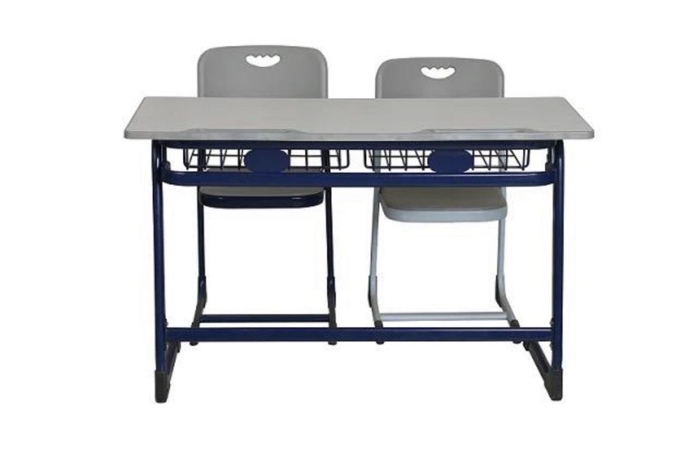 Парта для школьника