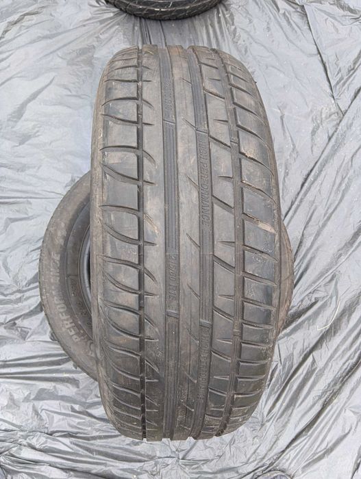 215 60 16 две гуми като нови