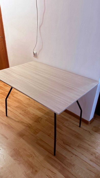 Стол 120×80 см. самовывоз