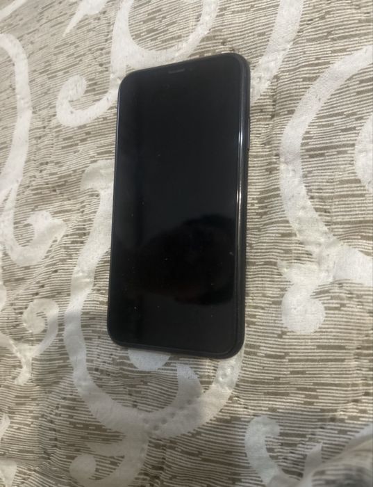 Продам айфон xr 64GB