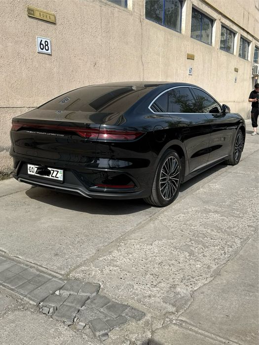 BYD HAN 2024год 506km запас ход