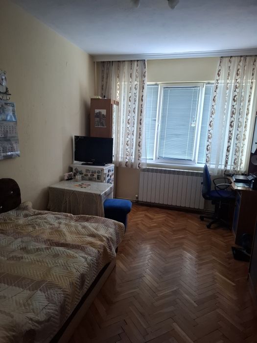 Дава се под наем Многостаен апартамент в Казанлък - 105 кв.м за 144633.45 € - Снимка #5