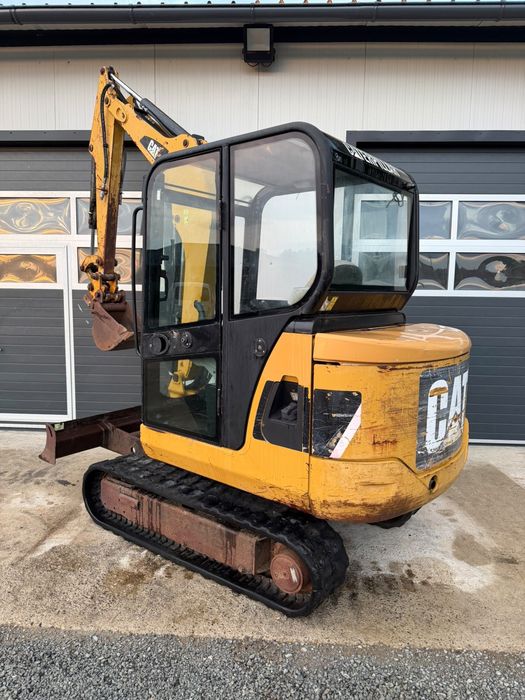 Mniescavatir cat 2,8 tone