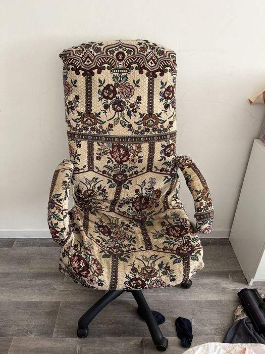 Продам кресло офисное!