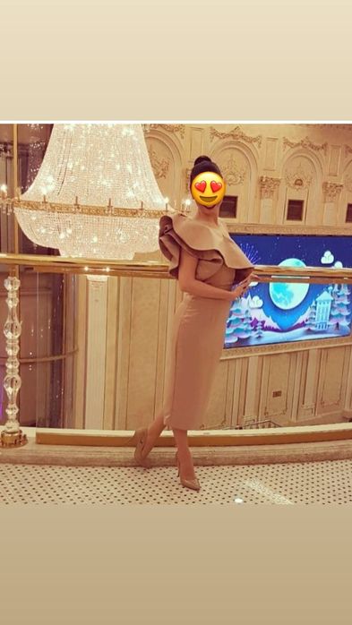 Облегающее вечернее платье