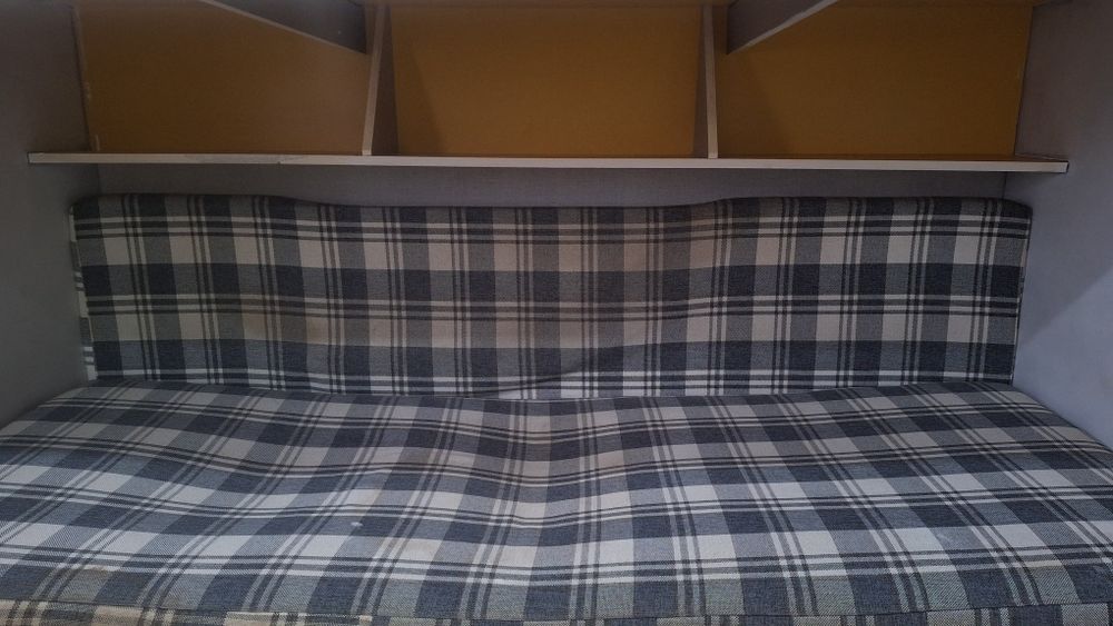 Кровать двухъярусная