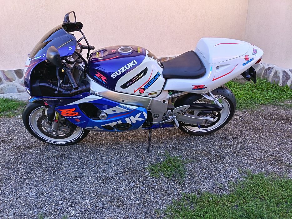 SUZUKI  GSXR  600  !  stare  FOARTE  BUNA