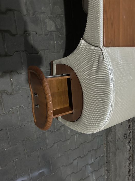 Туалетный столик с тумбами