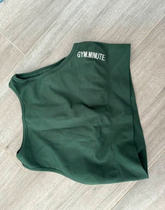 Дамски спортен топ