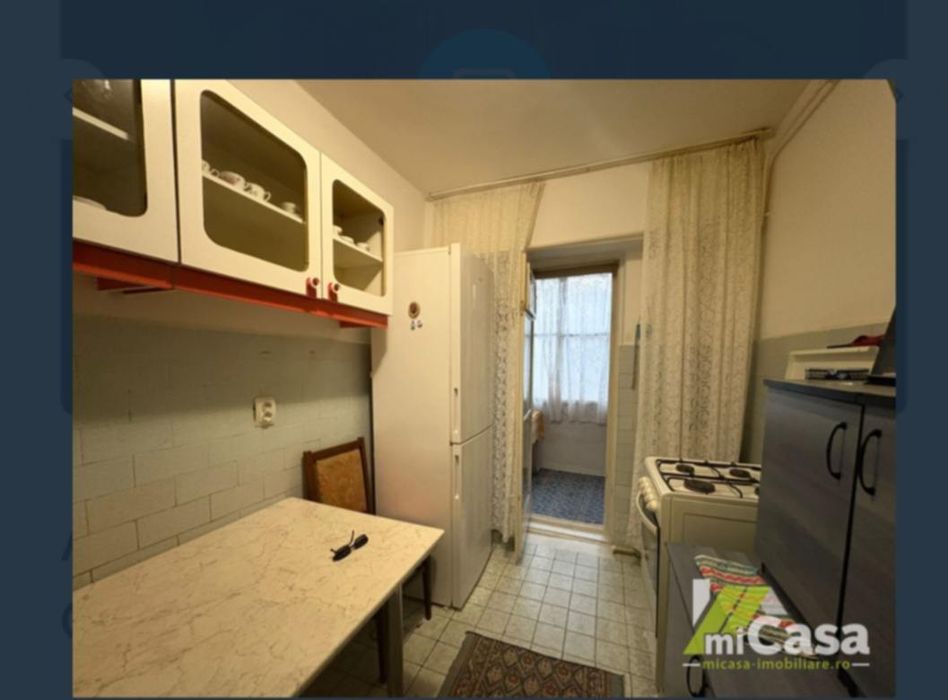 Vând apartament micro 19
