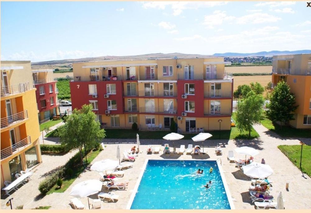 Продава се Двустаен апартамент в к.к. Слънчев бряг - 54 кв.м за 880 €/кв.м - Снимка #1